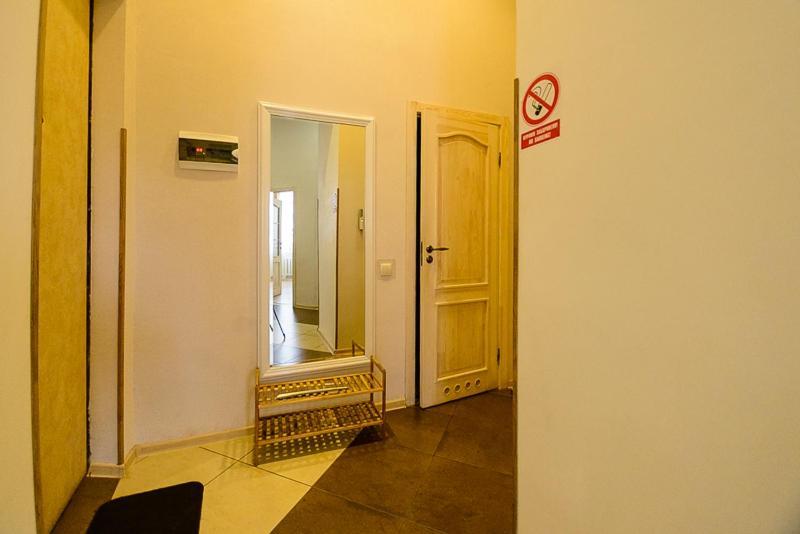 Apartment Comfortable On Mikhaylovskiy Lane Kyiv