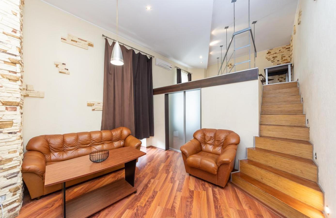 Apartment Comfortable On Mikhaylovskiy Lane Kyiv