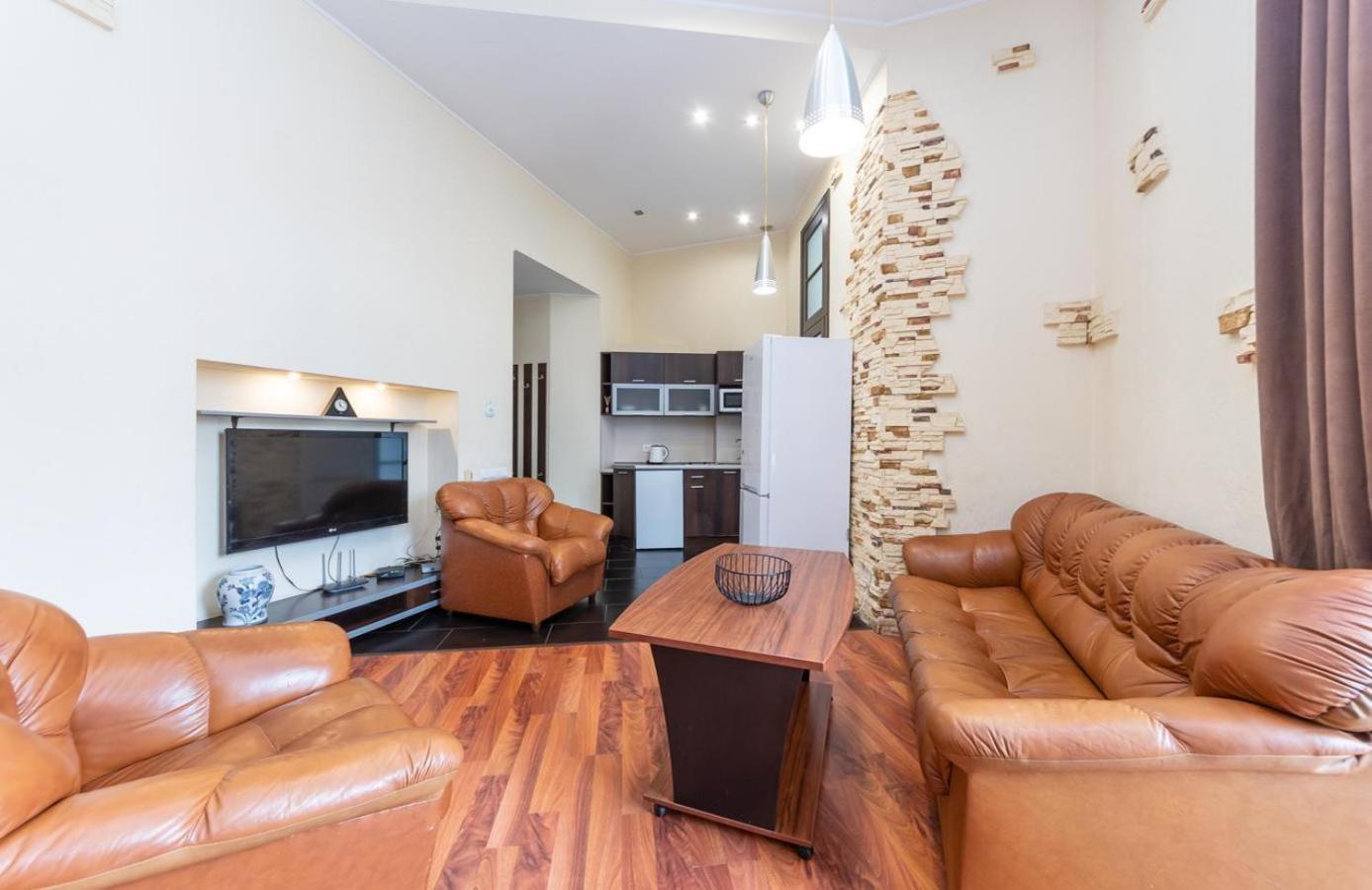 Apartment Comfortable On Mikhaylovskiy Lane Kyiv