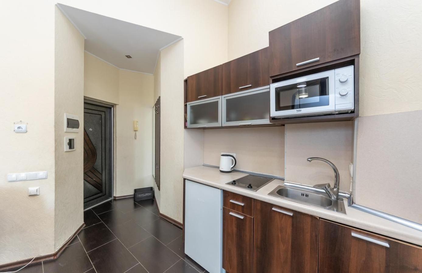 Comfortable On Mikhaylovskiy Lane Apartment